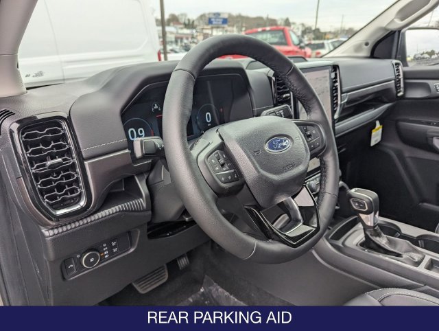Certified 2025 Ford Ranger Lariat w/ FX4 Off-Road Package AWD/4WD image 8