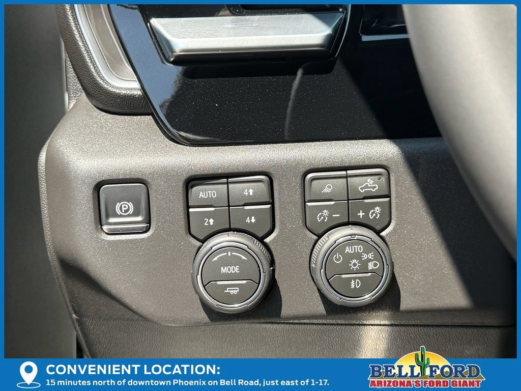 Used 2026 Chevrolet Silverado 1500 LT Trail Boss w/ LT Trail Boss Premium Package AWD/4WD image 18