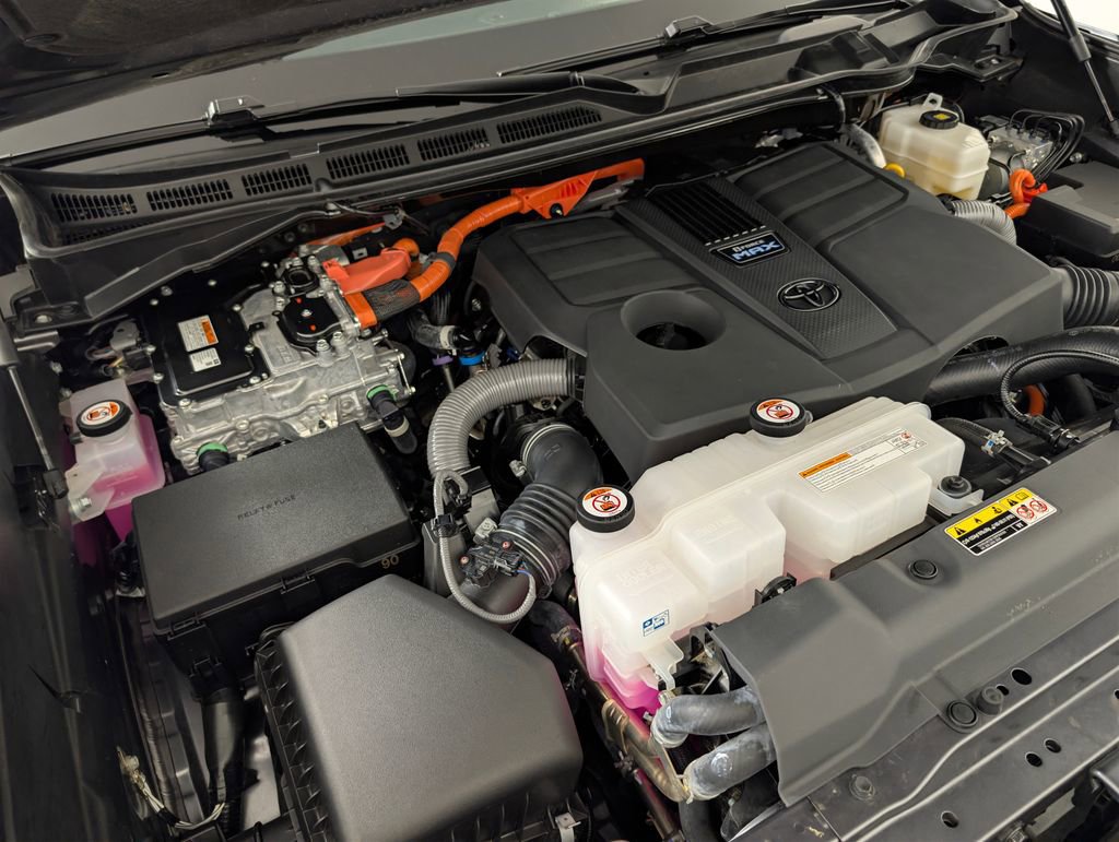 Used 2025 Toyota Sequoia TRD Pro AWD/4WD image 8