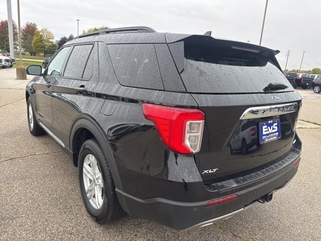 Certified 2023 Ford Explorer XLT w/ Equipment Group 202A image 3