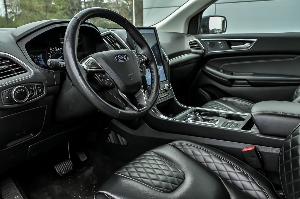 Certified 2024 Ford Edge Titanium AWD/4WD image 14