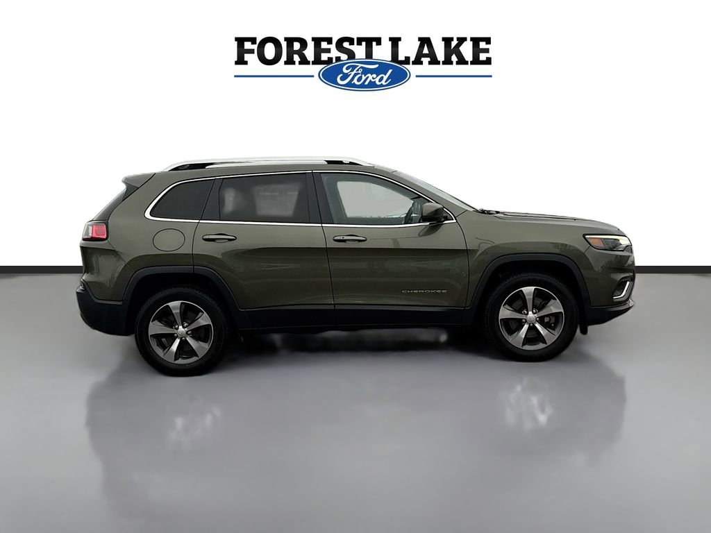 Used 2019 Jeep Cherokee Limited image 8
