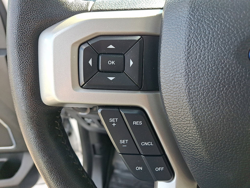 Certified 2019 Ford F150 Lariat w/ Equipment Group 502A Luxury AWD/4WD image 23