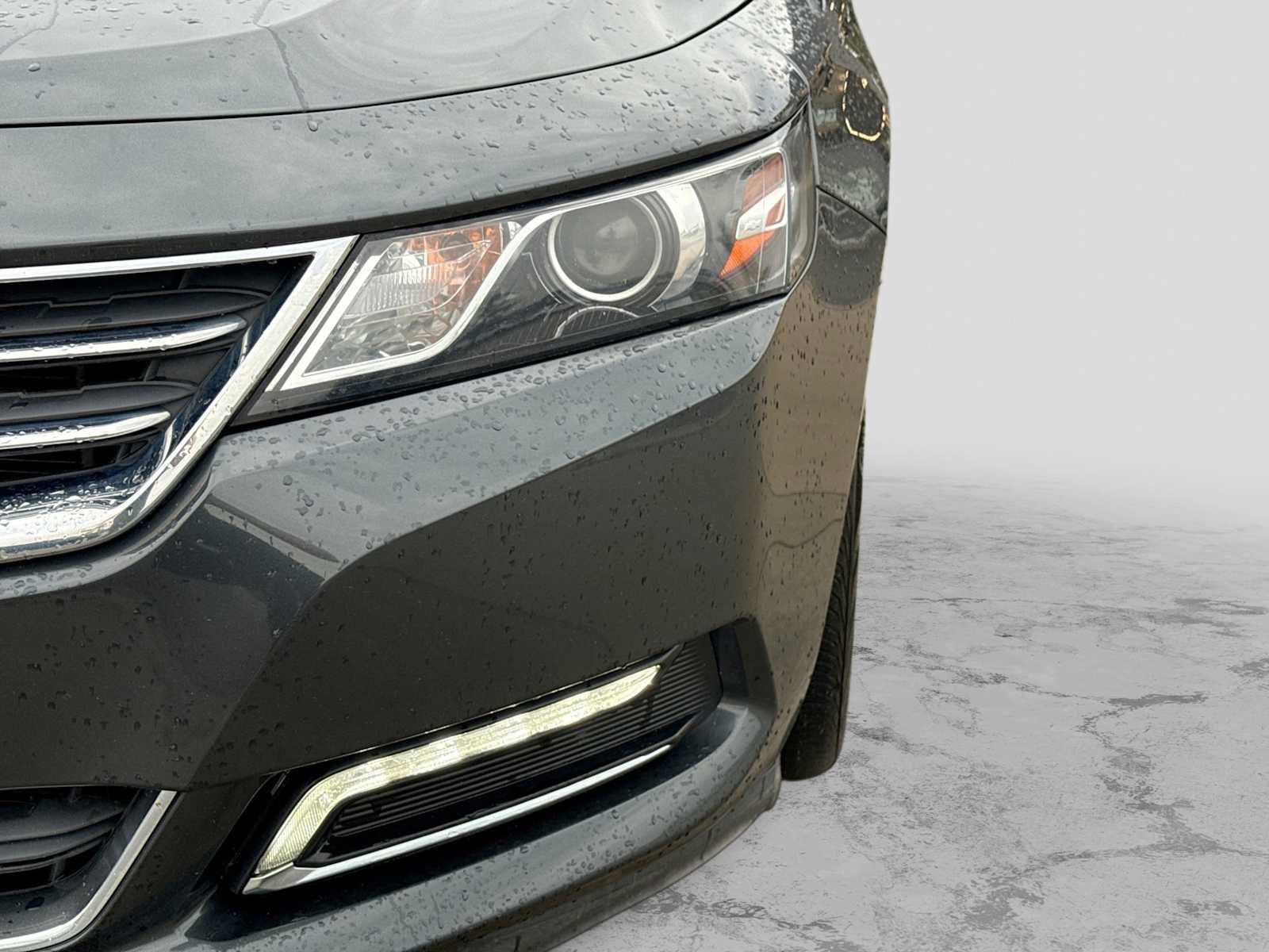 Used 2019 Chevrolet Impala LT FWD image 10