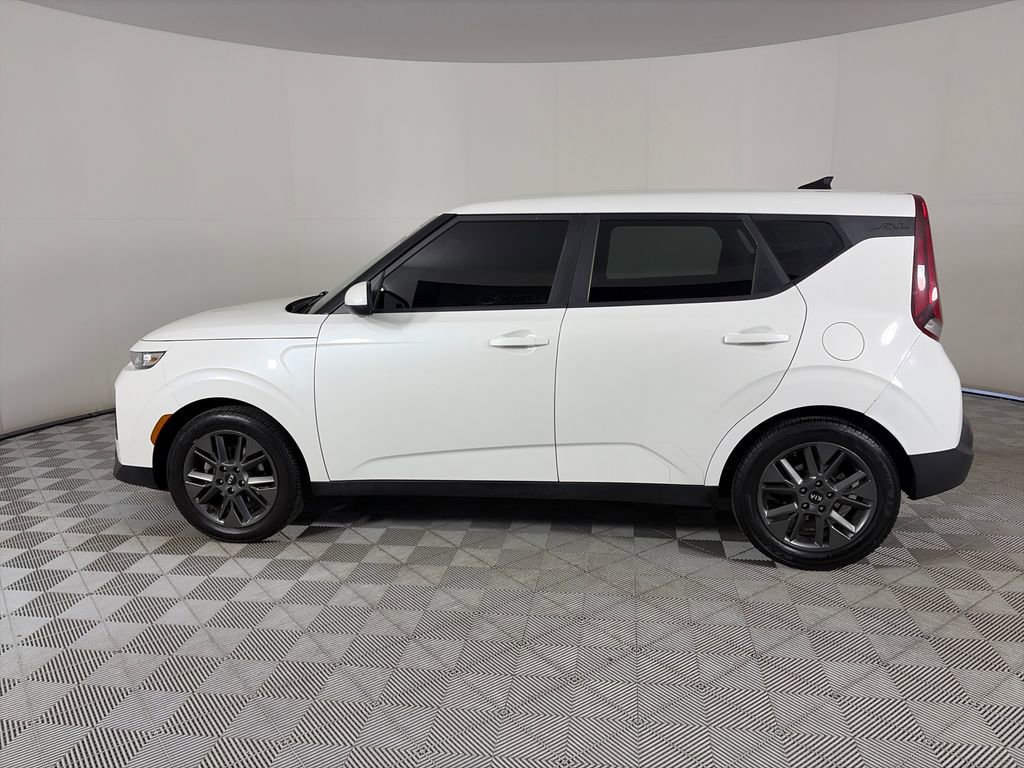 Used 2021 Kia Soul S FWD image 4