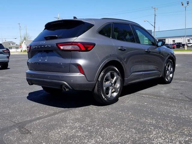 Certified 2023 Ford Escape ST-Line w/ Tech Pack #1 FWD image 4