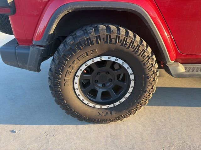 Used 2019 Jeep Wrangler Unlimited Sahara w/ Safety Group AWD/4WD image 11