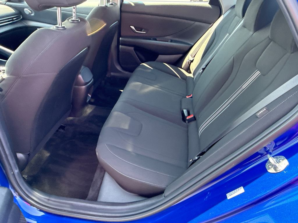 Used 2024 Hyundai Elantra SEL FWD image 20