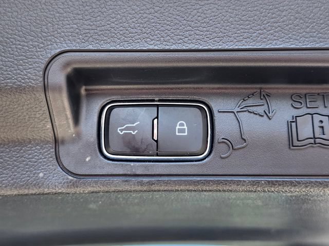 Certified 2023 Ford Explorer XLT w/ Equipment Group 202A AWD/4WD image 34