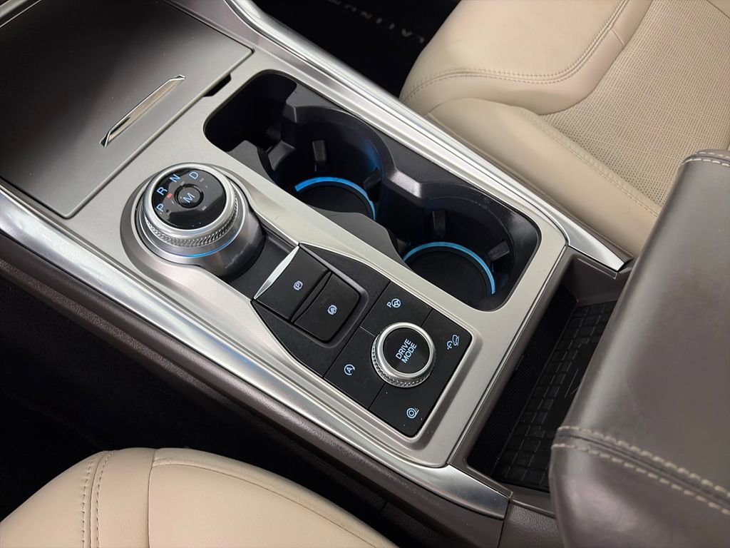 Certified 2021 Ford Explorer Platinum w/ Equipment Group 601A image 22