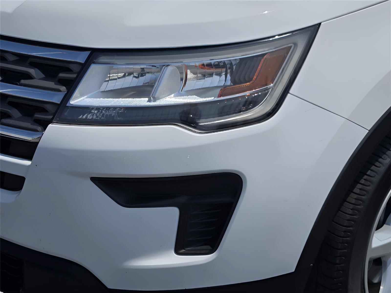 Certified 2019 Ford Explorer FWD image 10