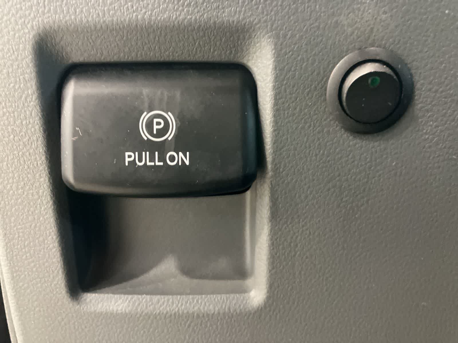 Certified 2021 Ford F150 XLT AWD/4WD image 15