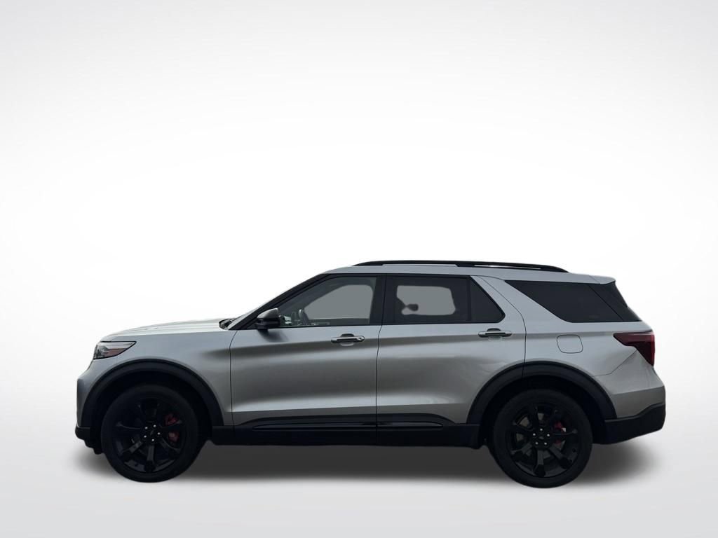 Certified 2022 Ford Explorer ST w/ ST Street Pack image 9