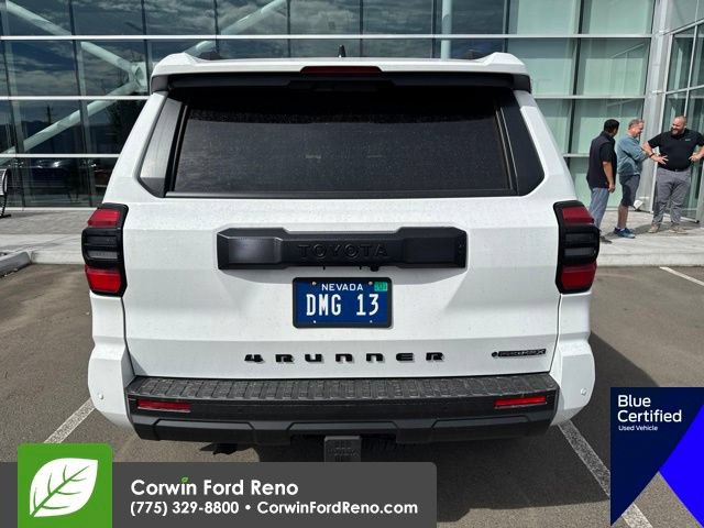 Used 2025 Toyota 4Runner TRD Off-Road Premium AWD/4WD image 5