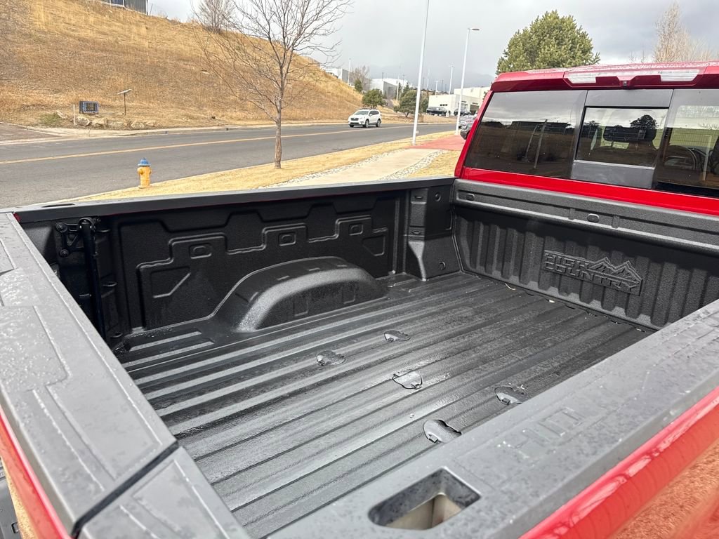 Used 2024 Chevrolet Silverado 2500 High Country image 9