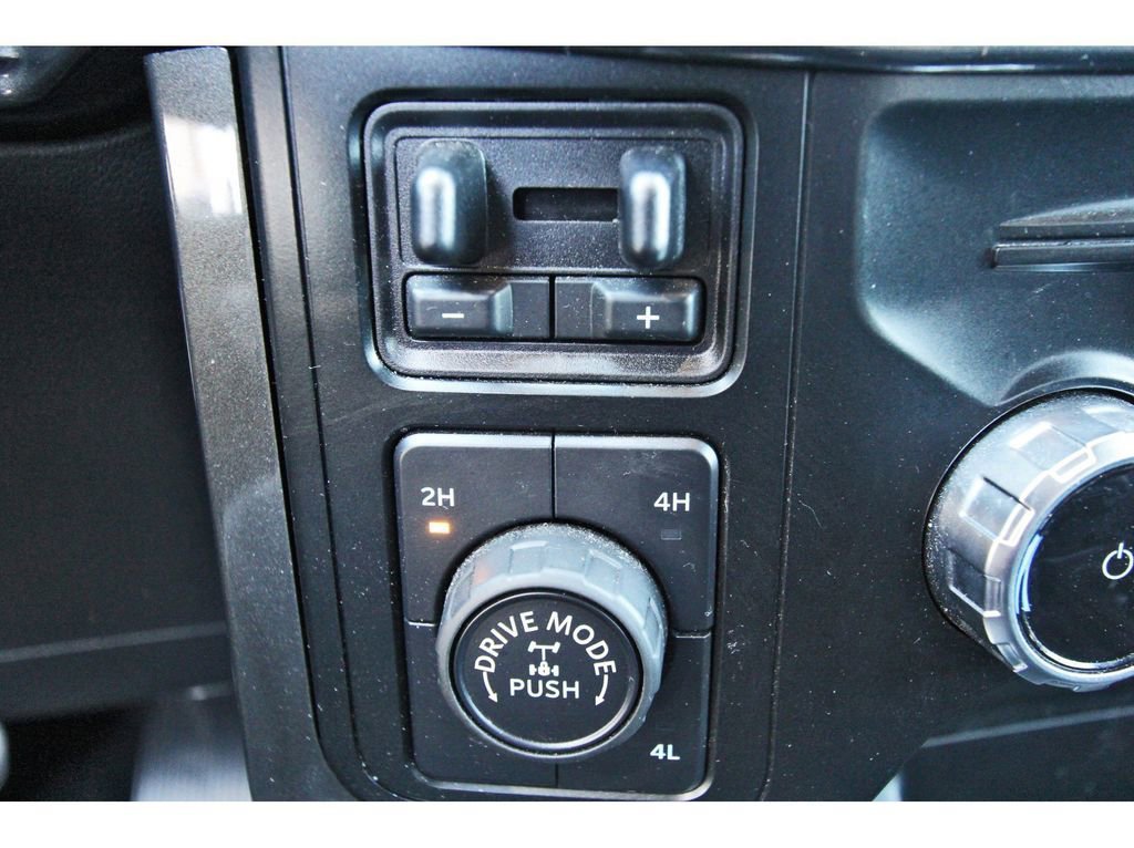 Certified 2023 Ford F150 XLT w/ Equipment Group 302A High image 27