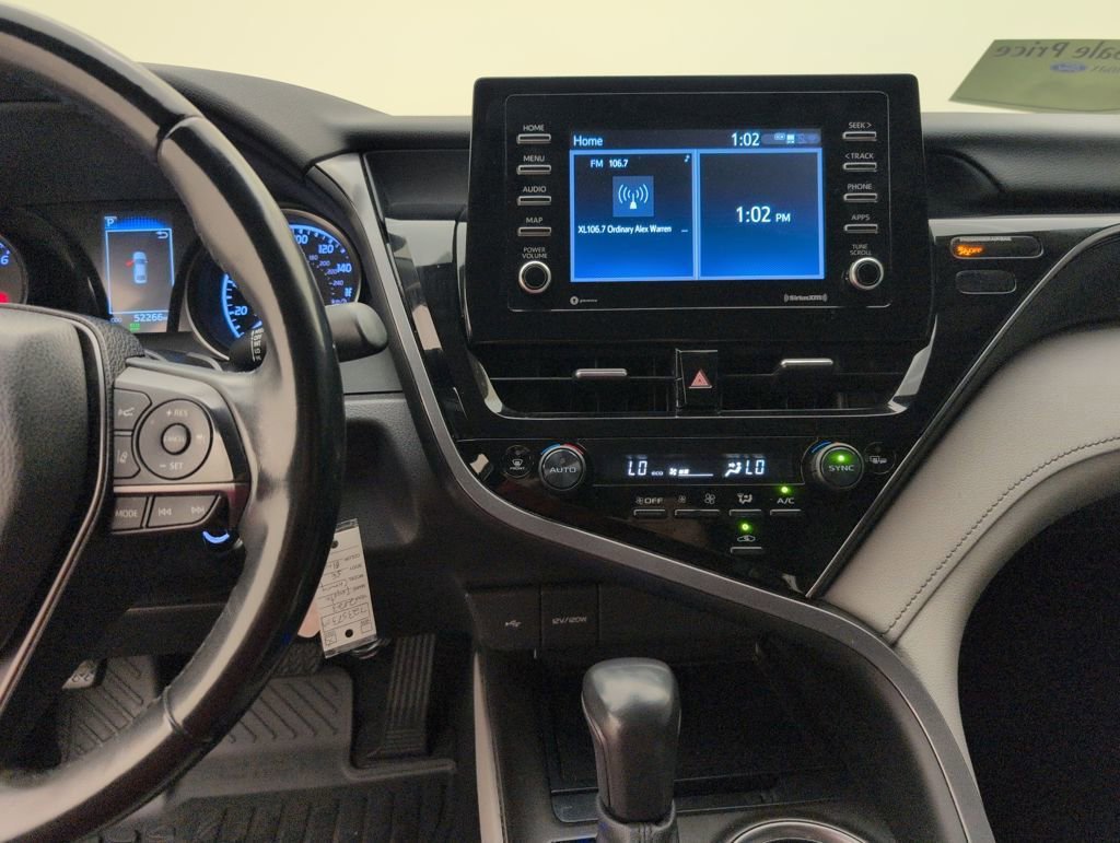 Used 2023 Toyota Camry SE image 17