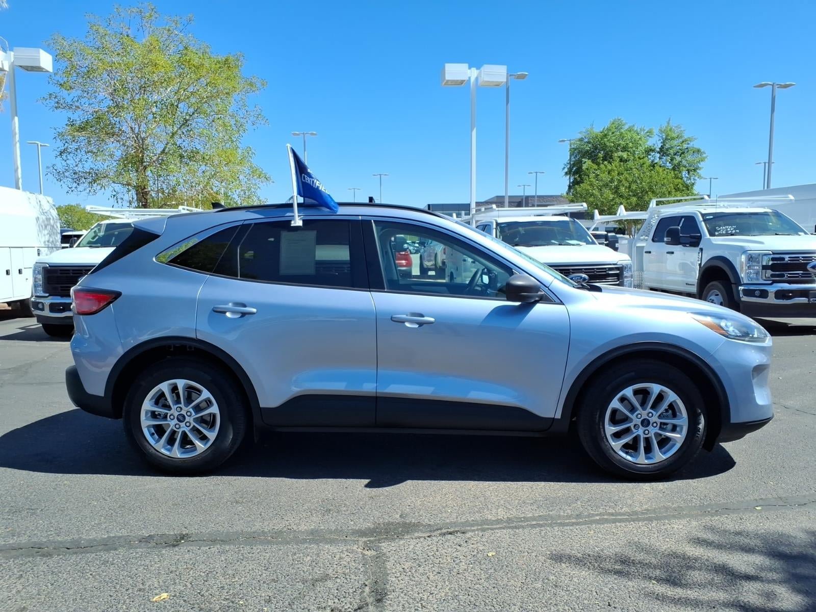 Certified 2022 Ford Escape SE w/ Convenience Package FWD image 3