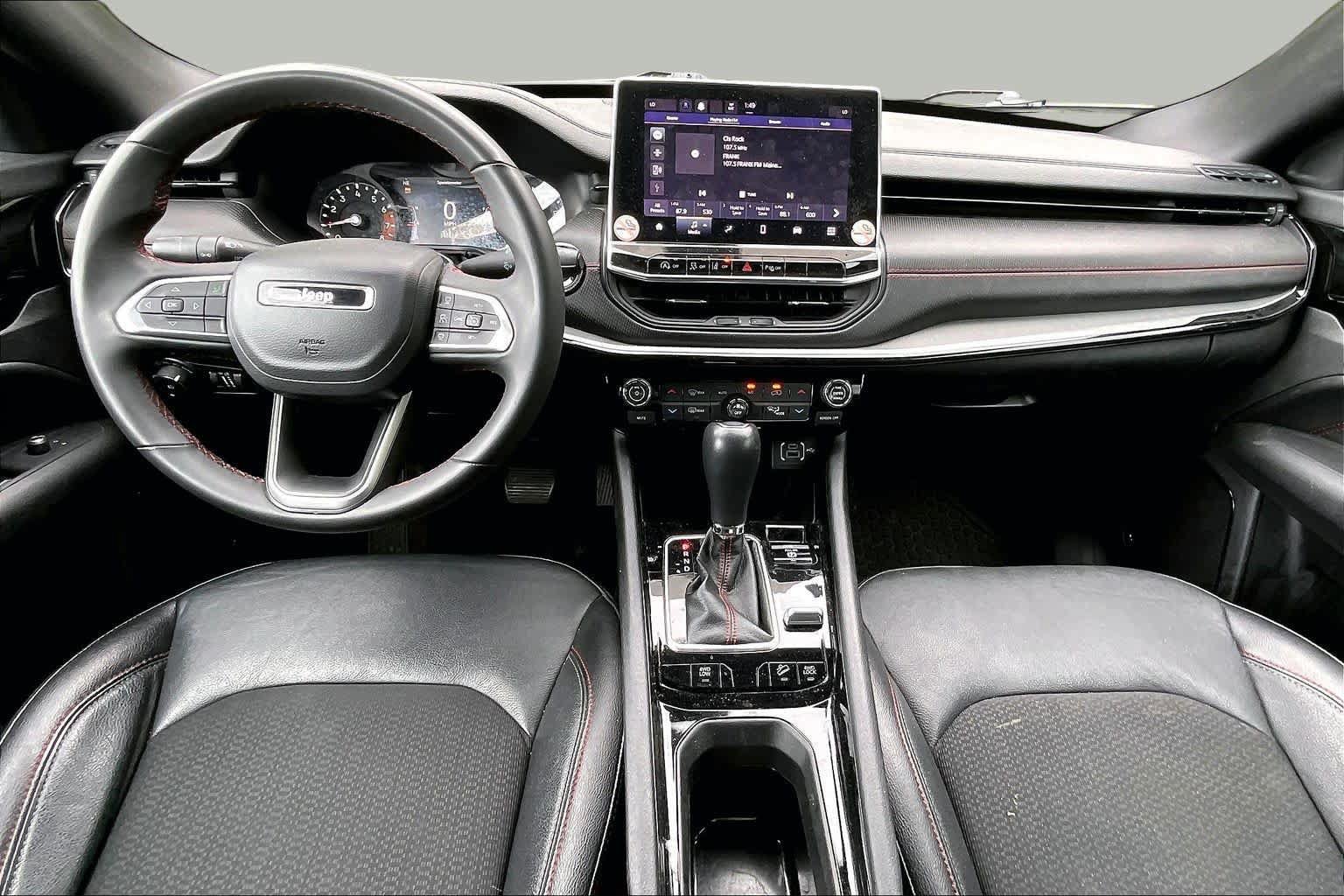 Used 2024 Jeep Compass Trailhawk AWD/4WD image 16