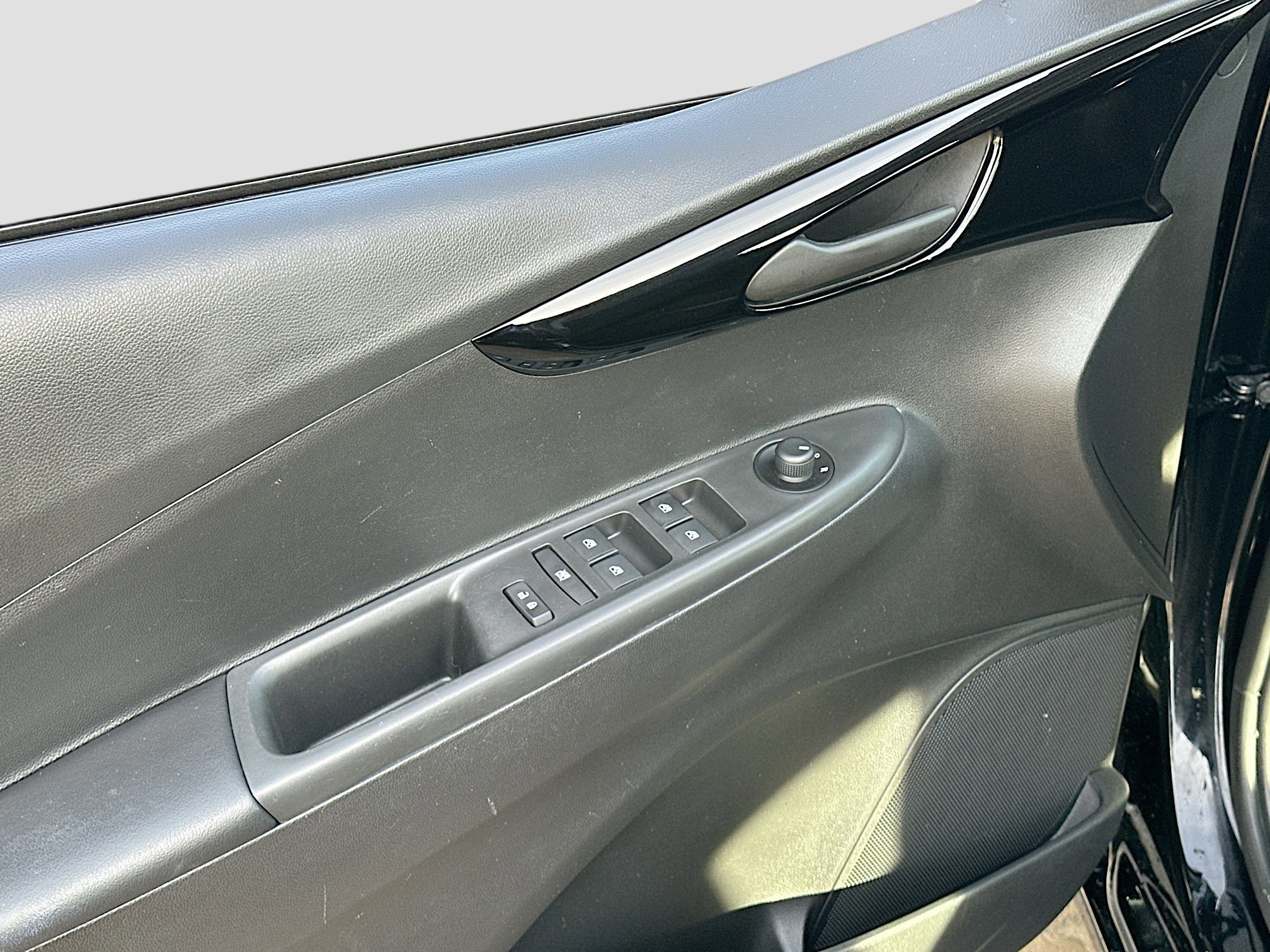 Used 2022 Chevrolet Spark LT w/ Spark Special Edition image 17