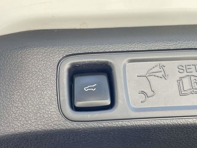 Certified 2023 Ford Expedition XLT image 29