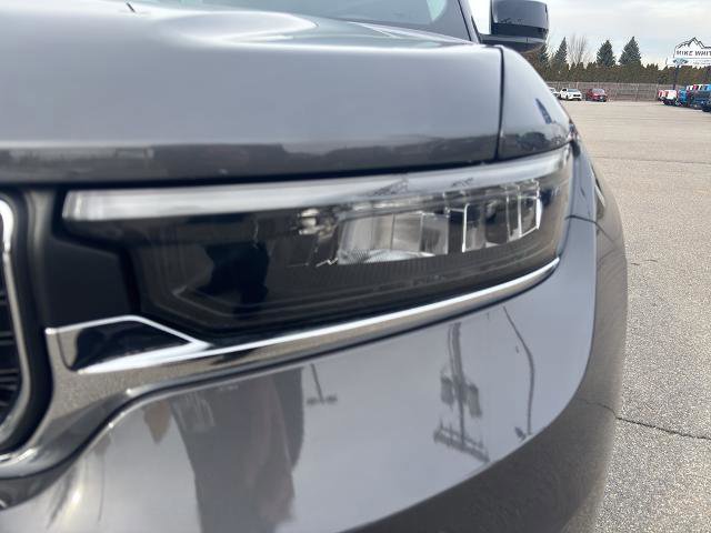 Used 2024 Jeep Grand Cherokee L Laredo image 7