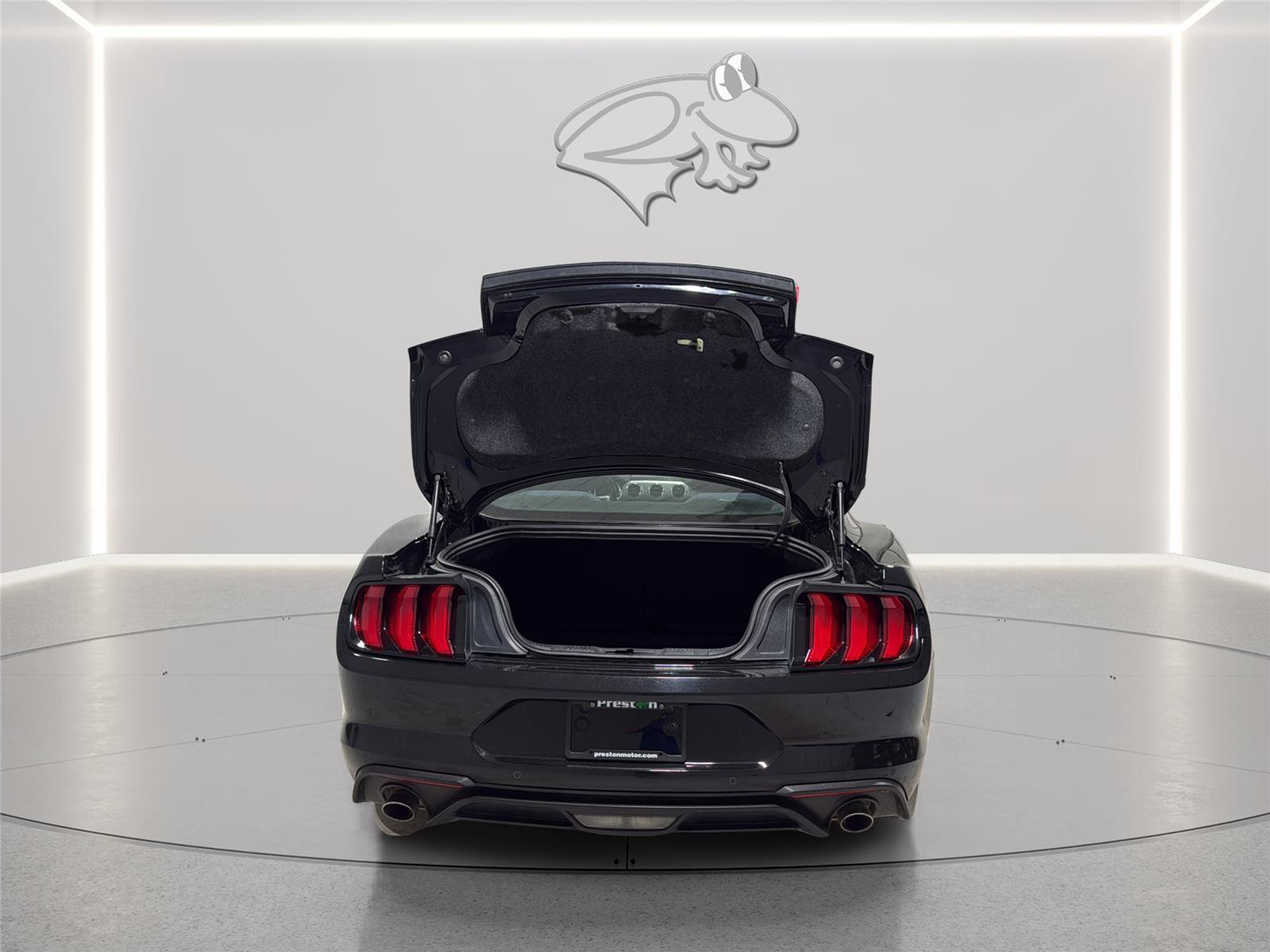 Certified 2018 Ford Mustang Coupe w/ Equipment Group 101A RWD image 11