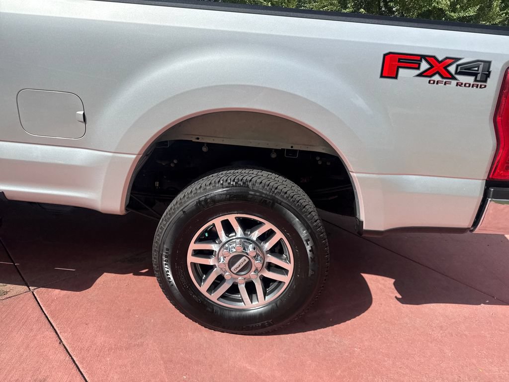 Certified 2019 Ford F250 Lariat w/ Tow Technology Bundle AWD/4WD image 35