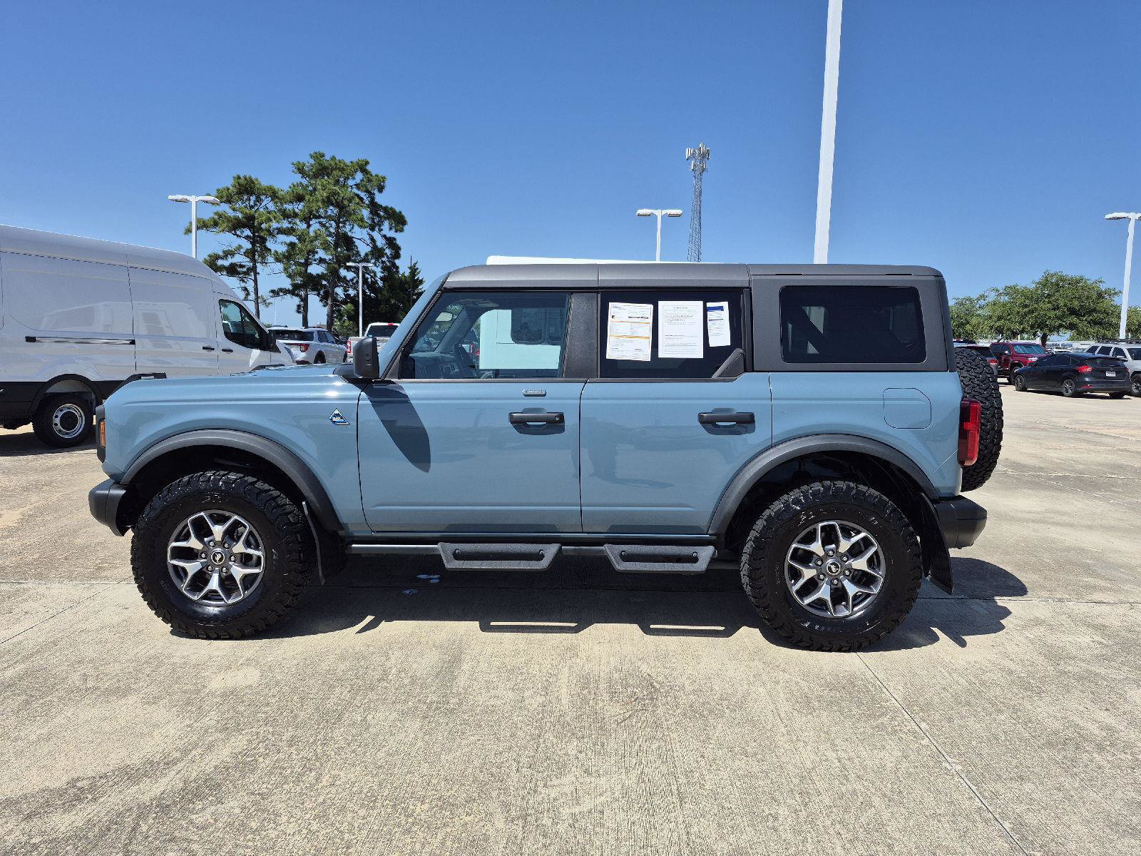 Certified 2023 Ford Bronco Black Diamond AWD/4WD image 15