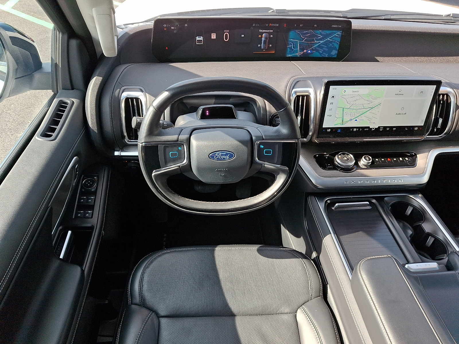 Certified 2025 Ford Expedition Platinum AWD/4WD image 12