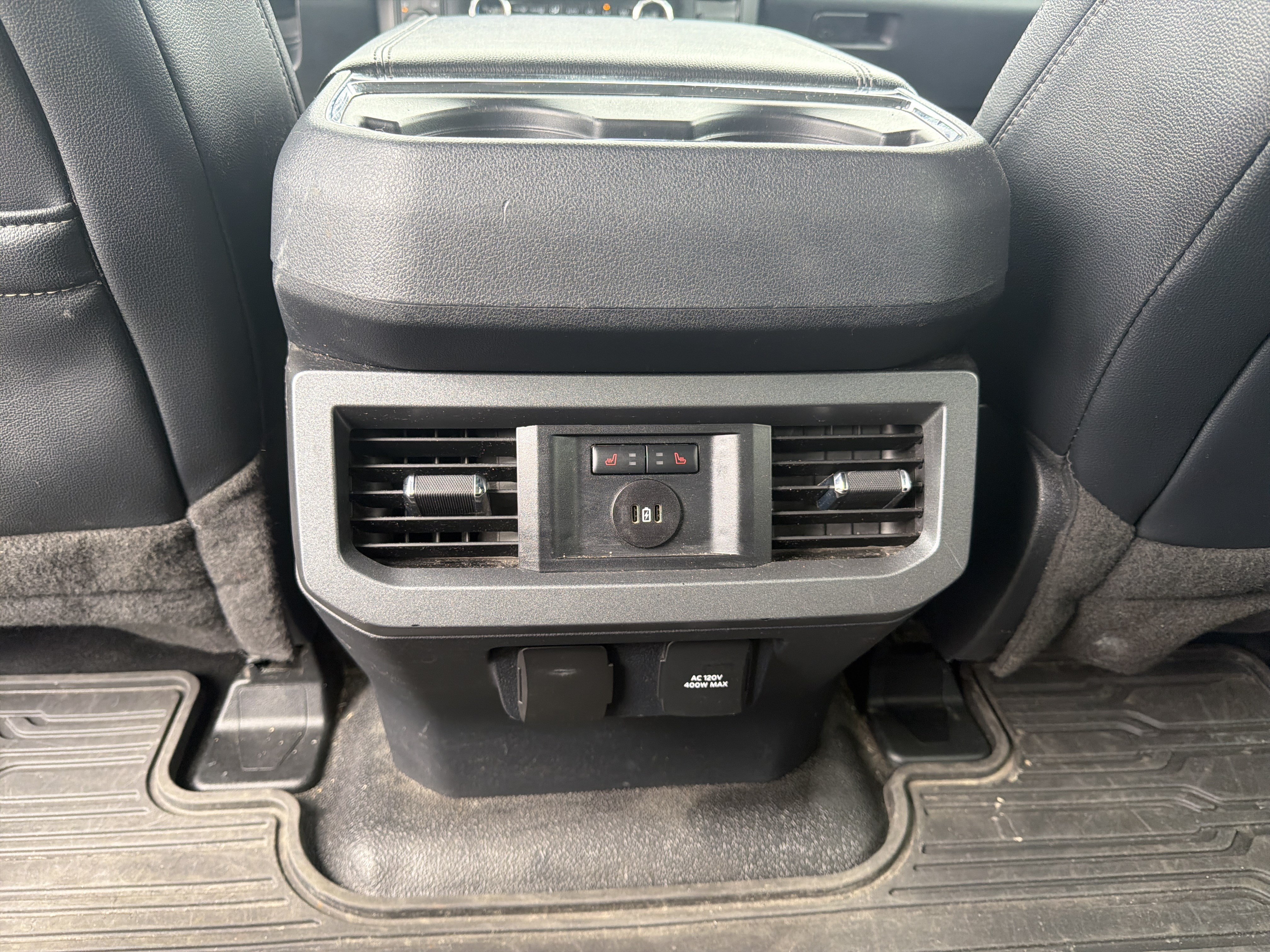 Certified 2023 Ford F250 Lariat w/ Sport Appearance Package AWD/4WD image 40