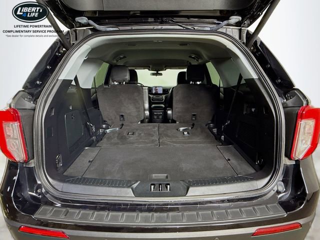Certified 2022 Ford Explorer XLT w/ Equipment Group 202A image 26