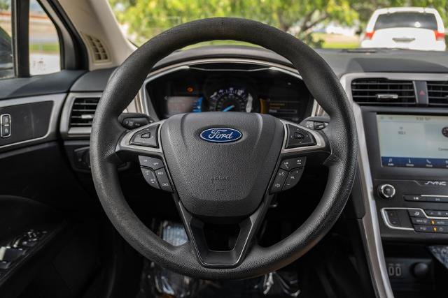 Certified 2020 Ford Fusion SE FWD image 22