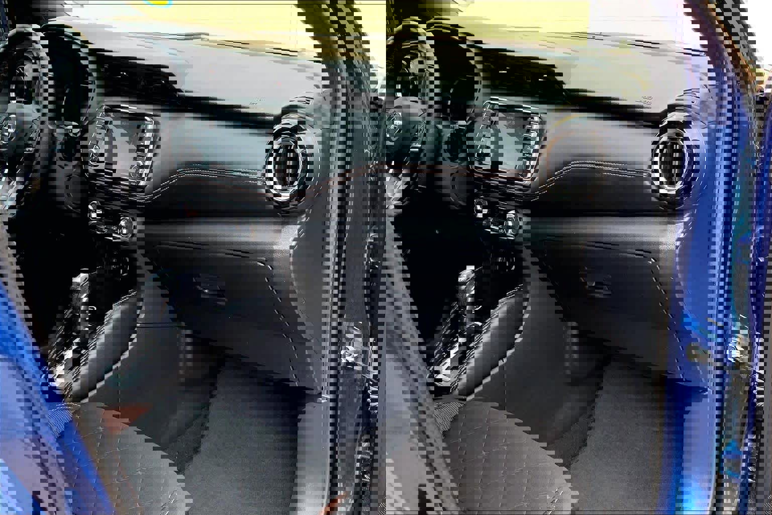 Used 2020 Nissan Kicks SR image 19