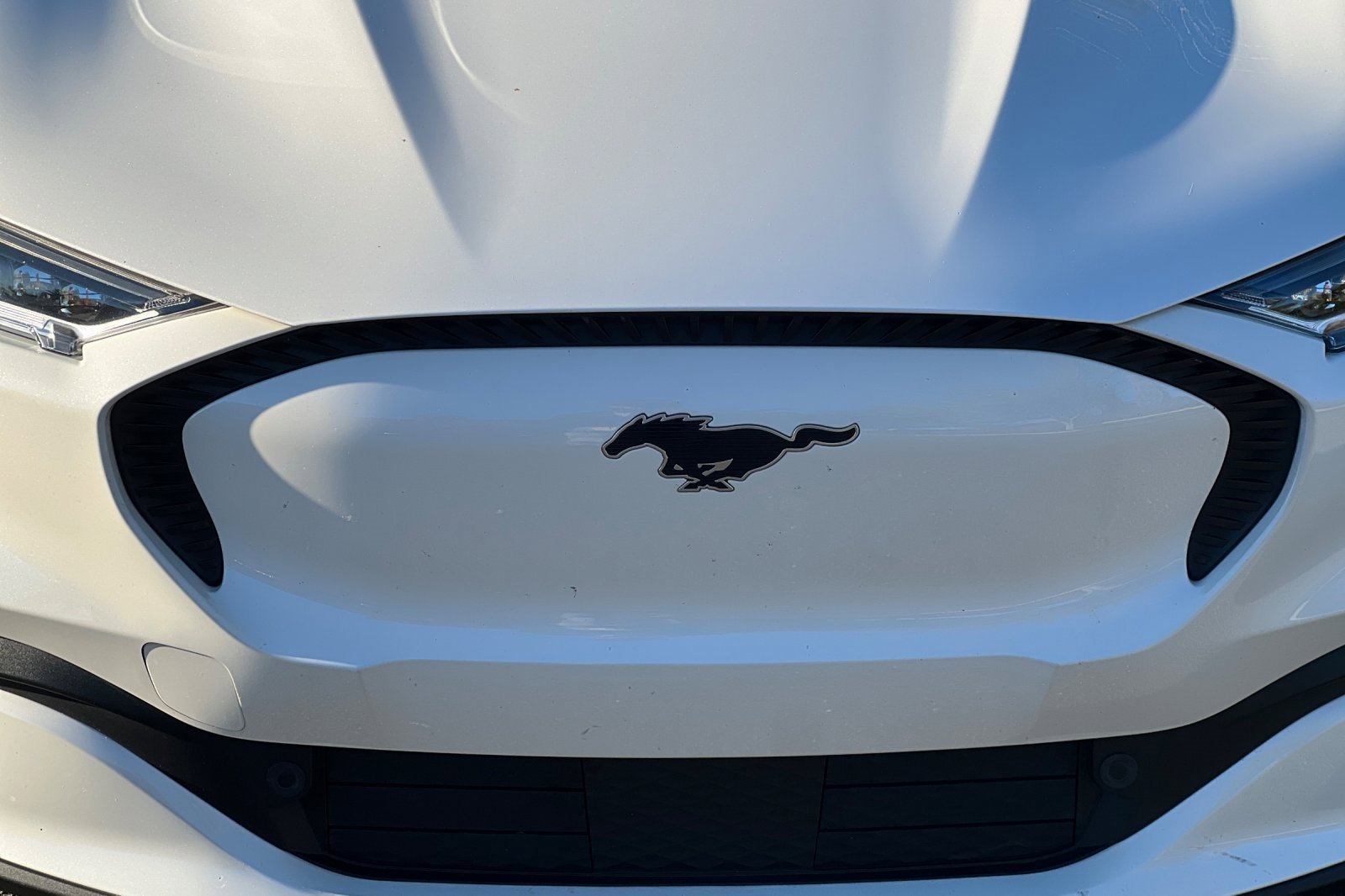 Certified 2021 Ford Mustang Mach-E Select w/ Comfort/Appearance Package image 46