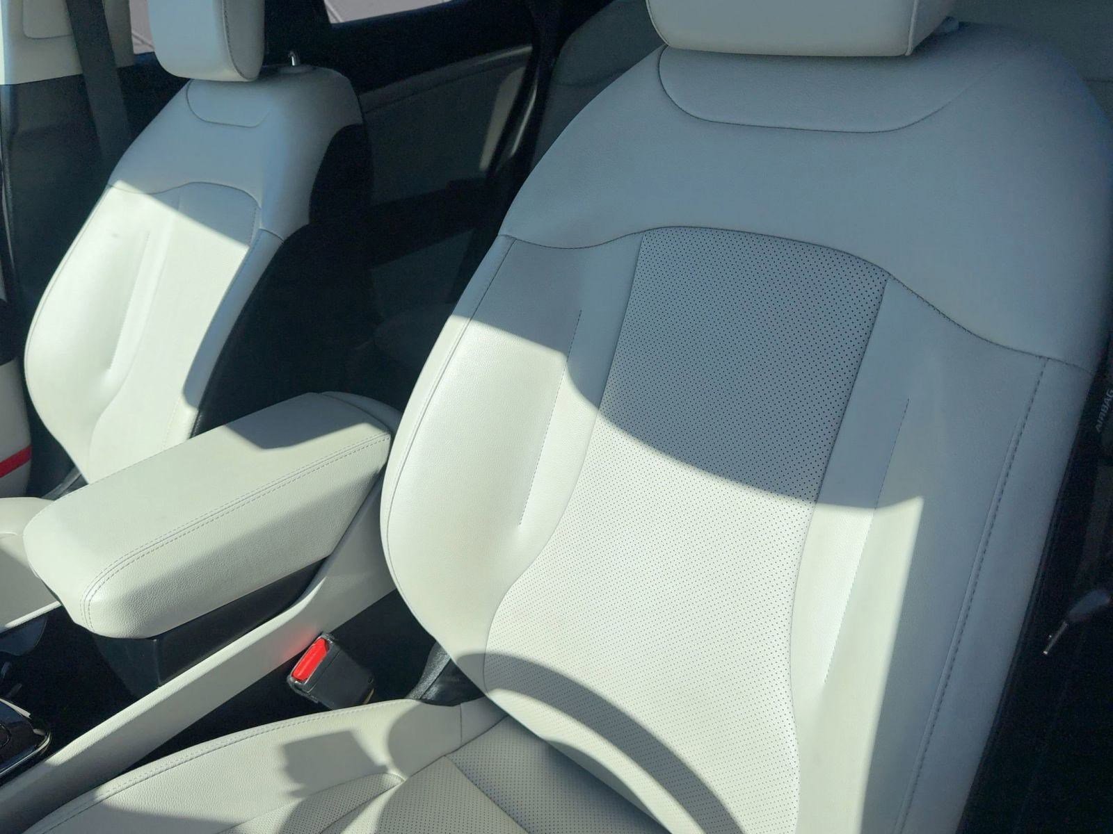 Used 2024 Kia Sportage EX image 24