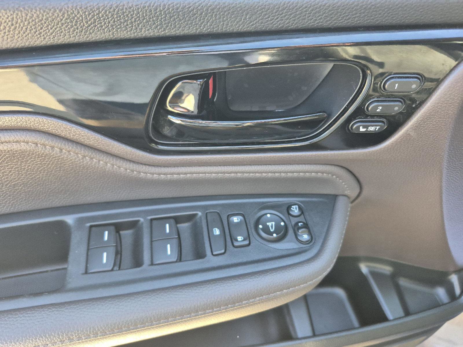 Used 2023 Honda Odyssey Elite image 12