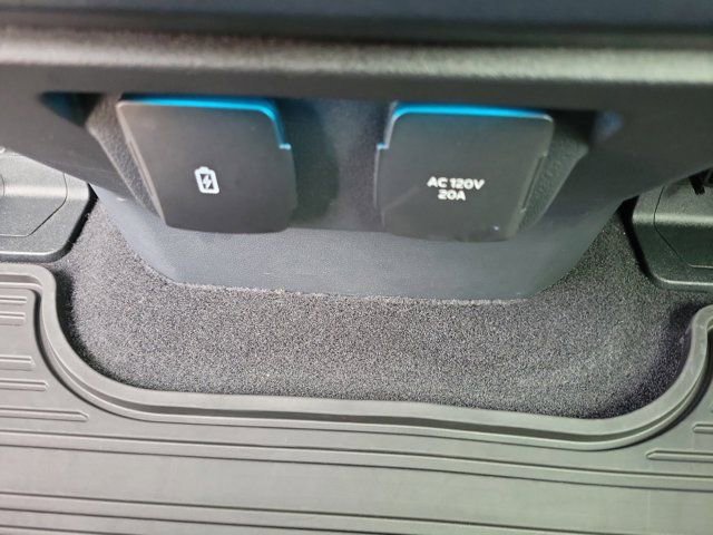 Certified 2025 Ford F150 Raptor image 17