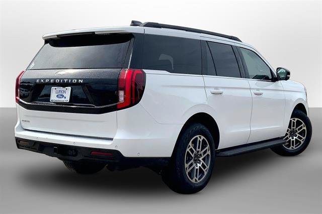 Certified 2025 Ford Expedition Active AWD/4WD image 13