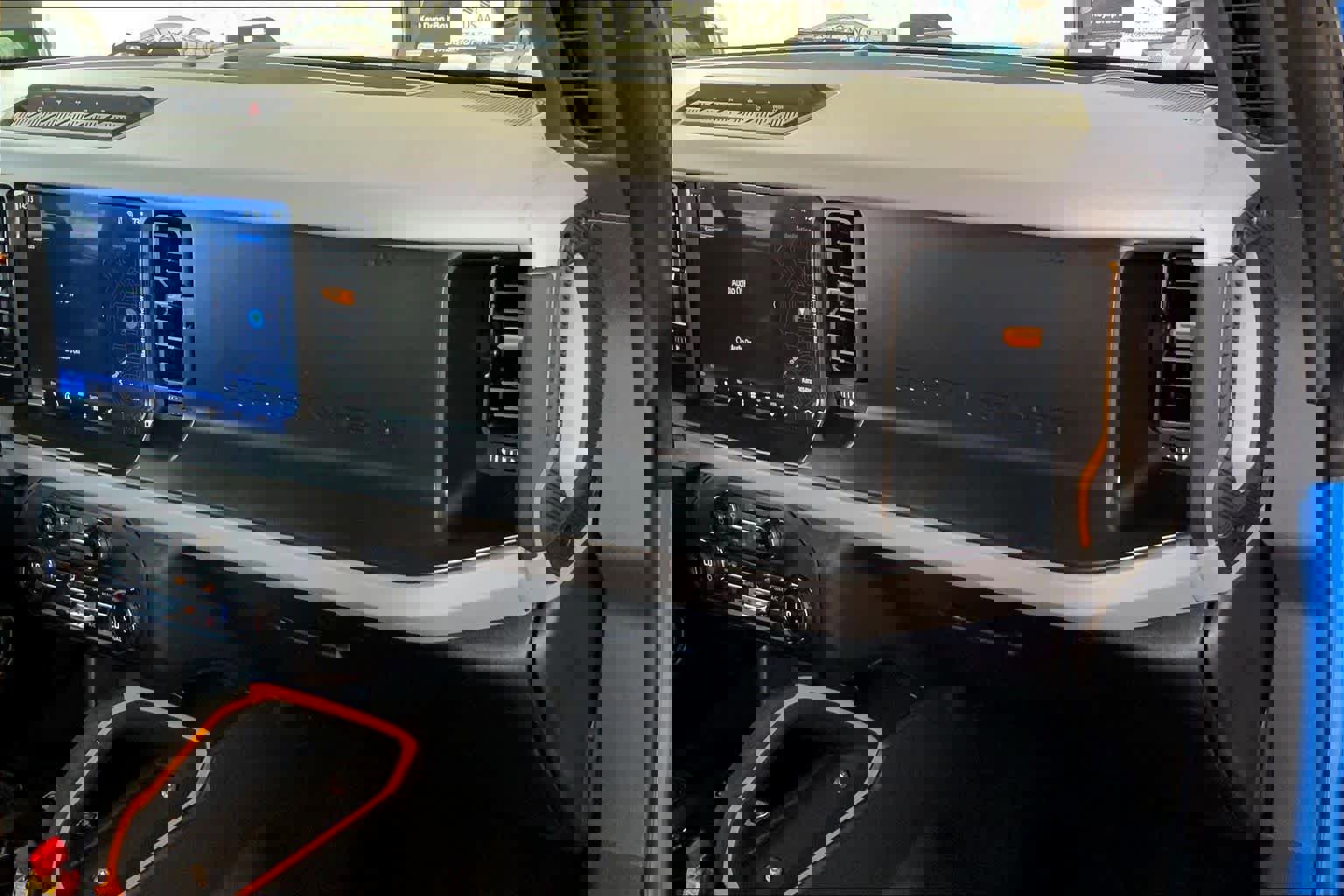 Certified 2023 Ford Bronco Badlands image 34