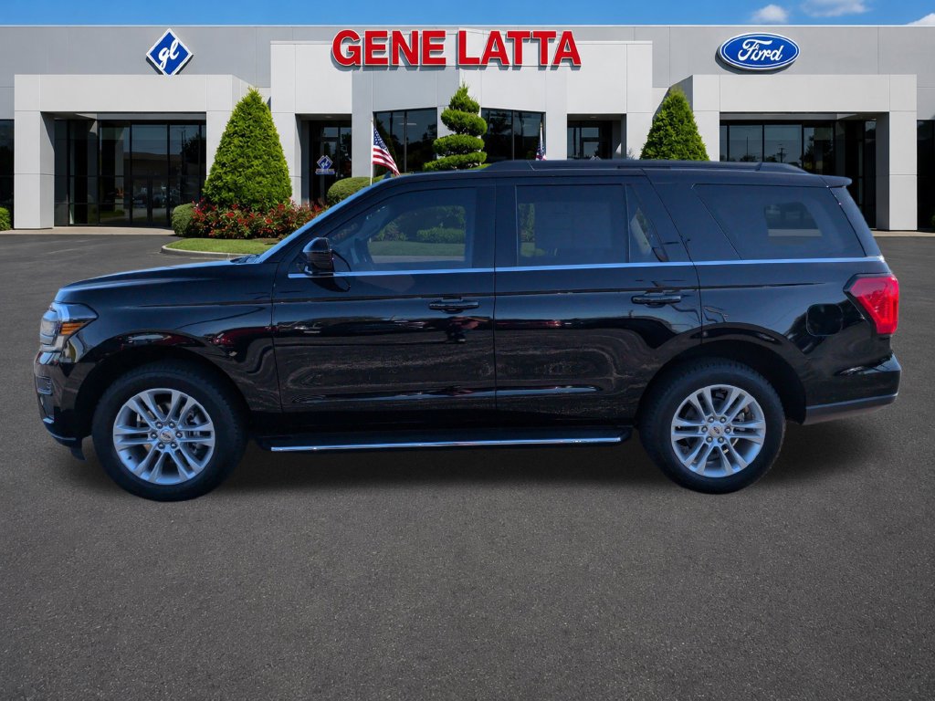 Certified 2022 Ford Expedition XLT AWD/4WD image 4
