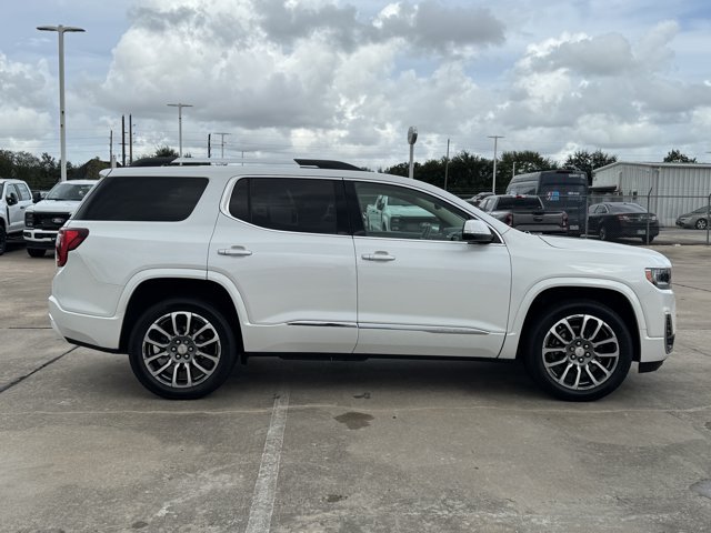 Used 2022 GMC Acadia Denali w/ Denali Ultimate Package FWD image 4