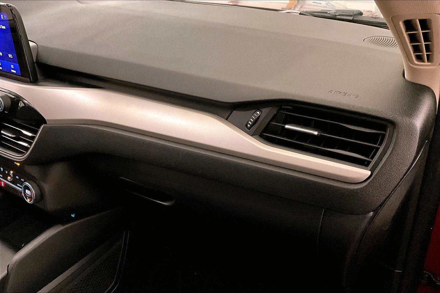 Certified 2020 Ford Escape SE Sport image 15