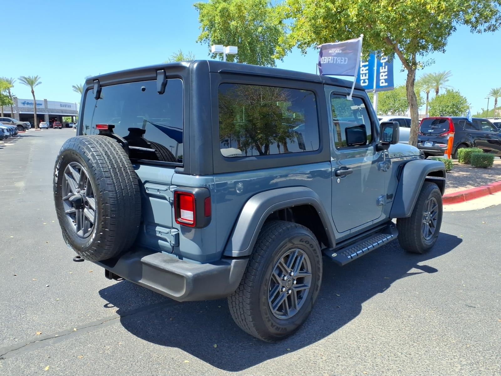 Used 2024 Jeep Wrangler Sport AWD/4WD image 4