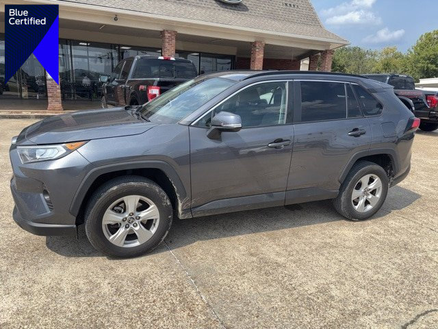 Used 2021 Toyota RAV4 XLE w/ Convenience Package