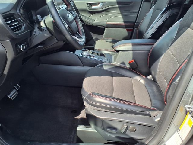 Certified 2024 Ford Escape ST-Line image 15