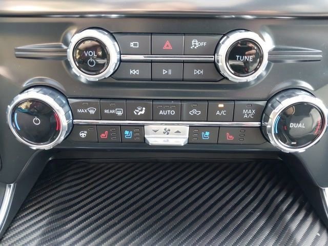 Certified 2025 Ford F150 Raptor AWD/4WD image 22