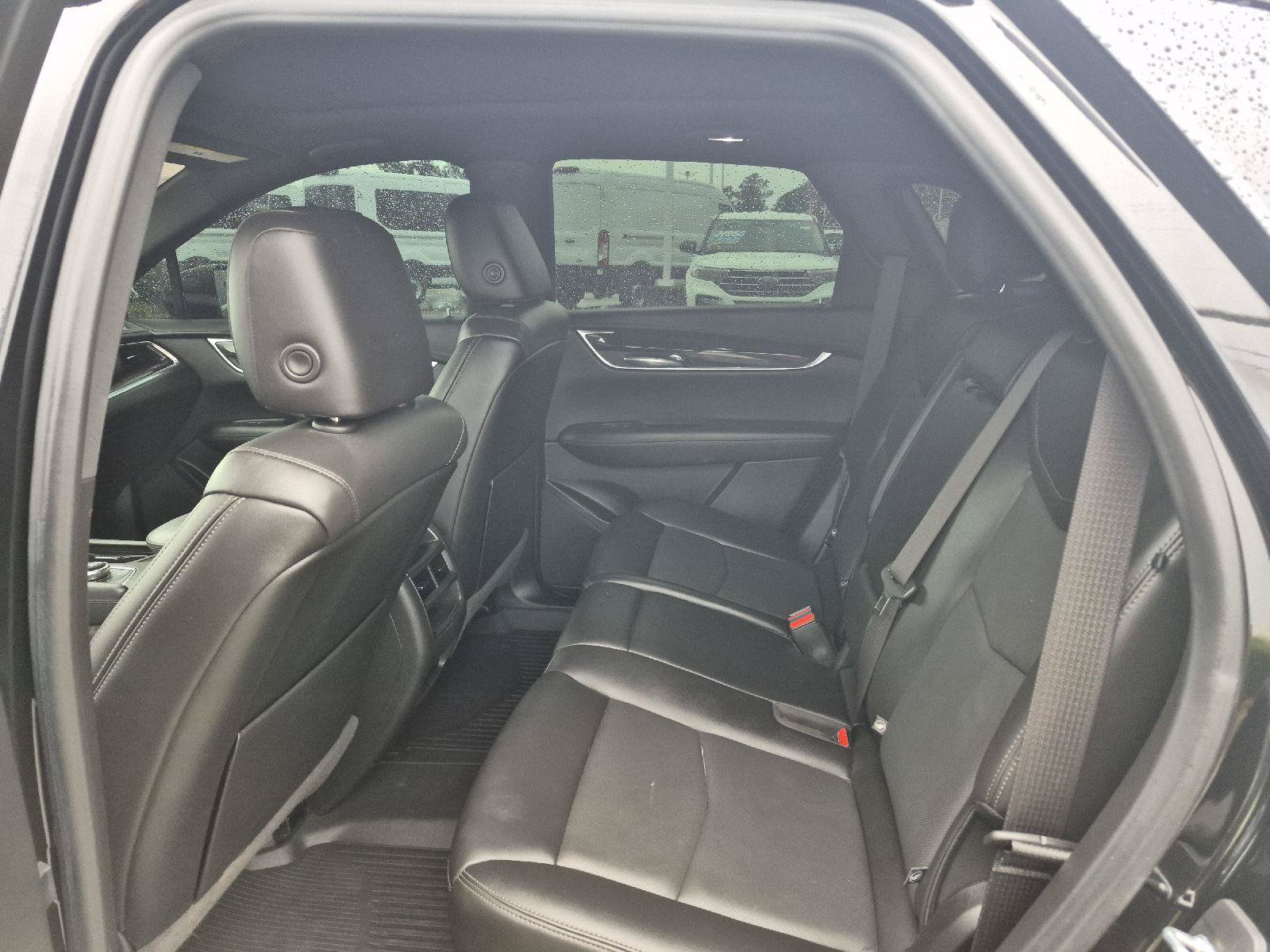 Used 2021 Cadillac XT5 Premium Luxury w/ LPO, Floor Liner Package FWD image 10