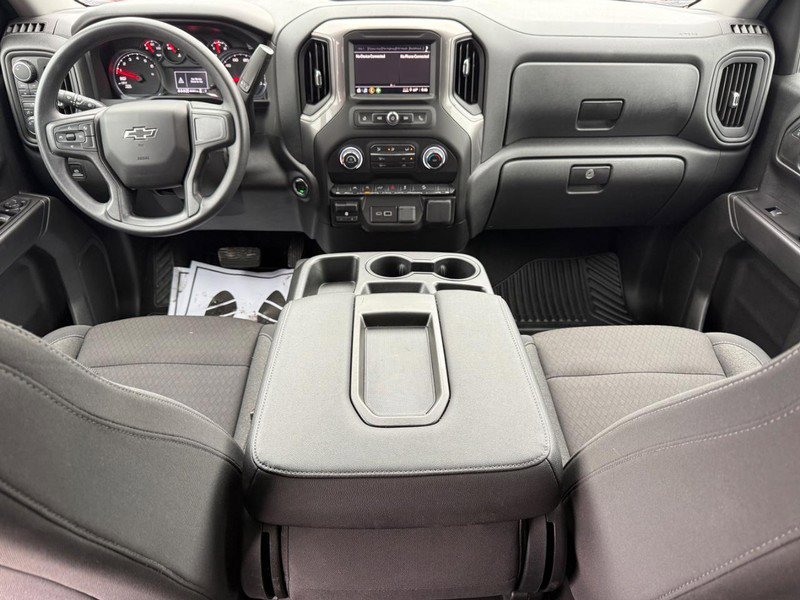 Used 2025 Chevrolet Silverado 1500 Custom Trail Boss w/ Turbomax Blackout Package image 12