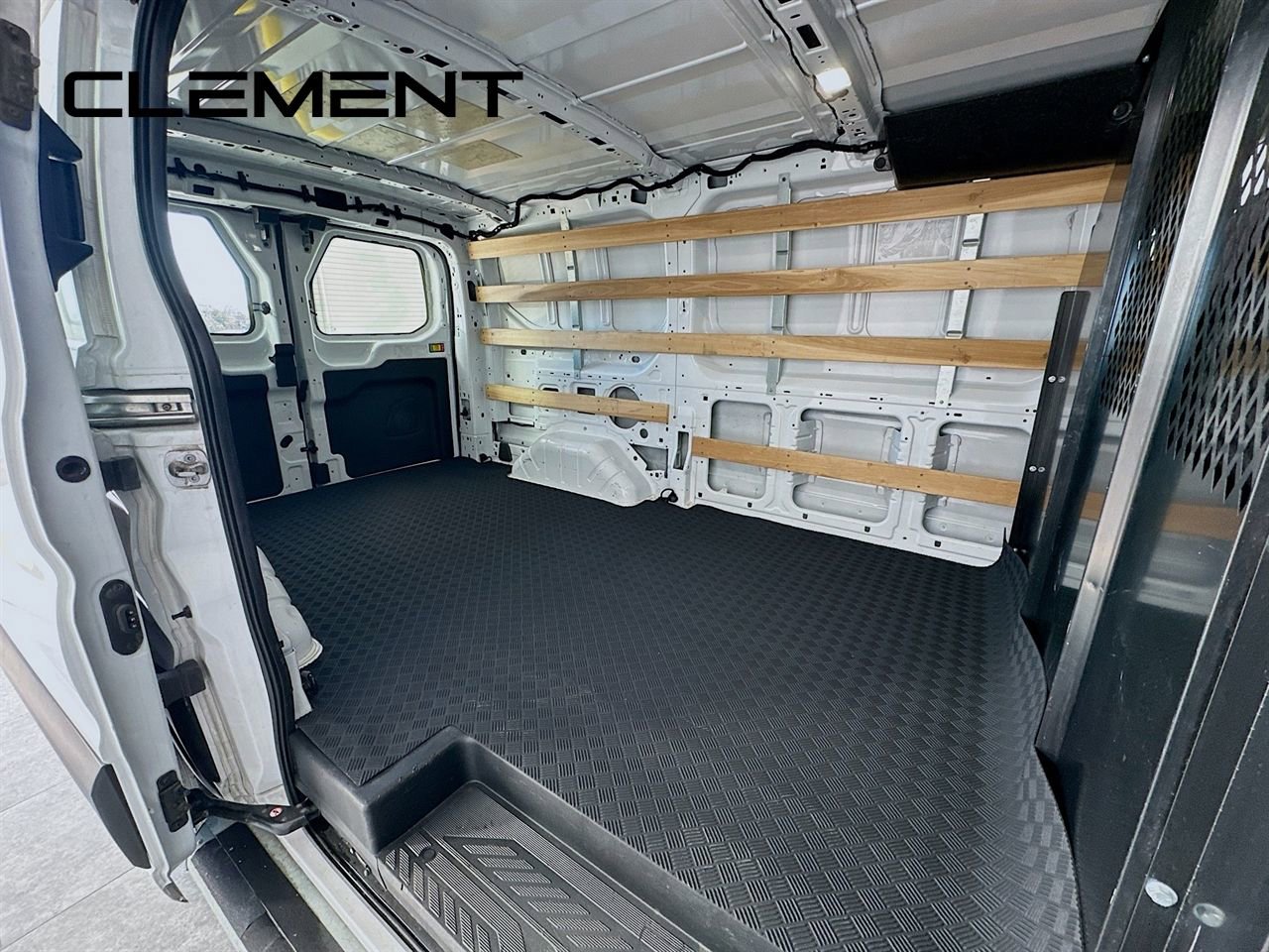 Certified 2024 Ford Transit 250 Low Roof w/ Exterior Upgrade Package image 29